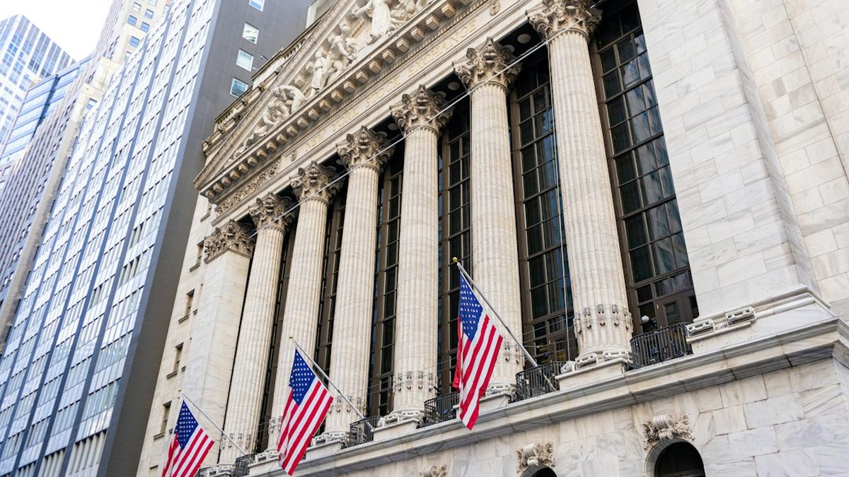AEX in de schaduw van Wall Street: Een analyse van de koersdruk