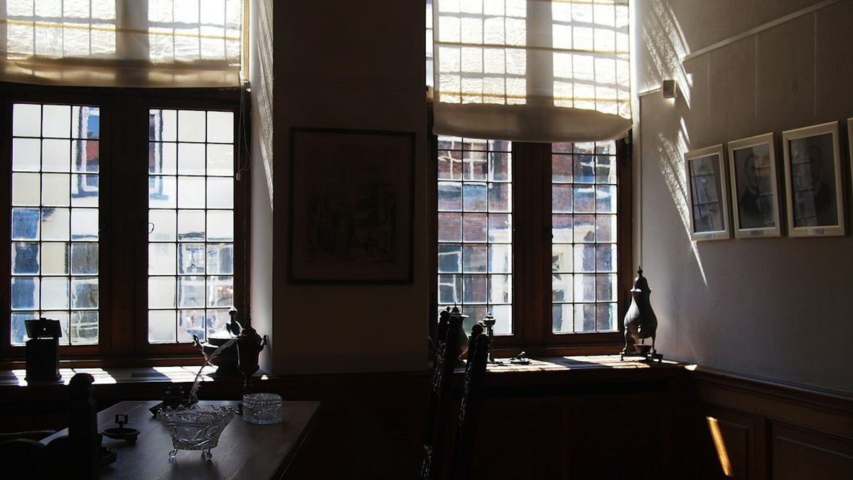 Zorgpremie 2027 laat op zich wachten: verzekeraars in de knel door eigen risico